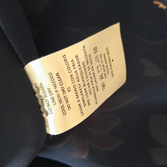 2/$35  Crepe shift dress -- 3/4 sleeves - Picture 6 of 10